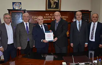 Balıkesir Esnafından Öğretmenlere 24 Kasım'a Özel İndirim Desteği