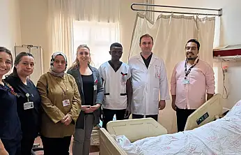 Bandırma Eğitim ve Araştırma Hastanesinde bir ilk   KAPALI KARACİĞER AMELİYATI