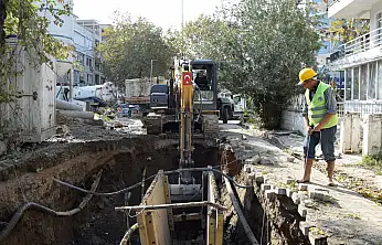 BASKİ Edremit'in Sarıkız Mahallesi'nde kanalizasyon sorununu çözdü
