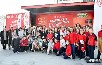 Kültürel Değerler, Geleneksel Oyunlar Tırı ile Sındırgı'da Yaşatıldı