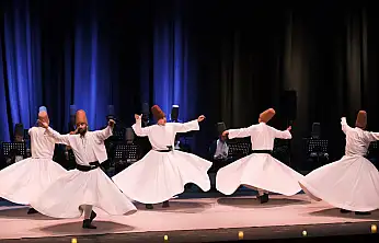 Mevlana'nın 752. Vuslat Yıl Dönümü Sanatla Maneviyatı Buluşturdu