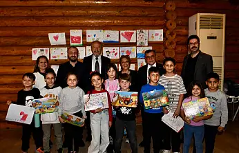 MİNİKLERİN GÖZÜNDEN ATATÜRK