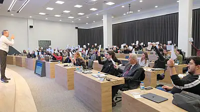 YAPAY ZEKA UZMANLIK EĞİTİMİ'NİN İLK GÜNÜ TAMAMLANDI!