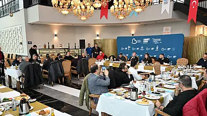 Başkan Akın, medya temsilcileriyle bir araya geldi