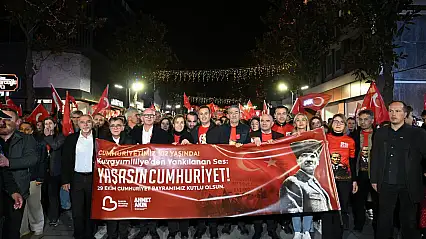 Kuvayımilliye'nin şehrinde Cumhuriyet coşkusu   Akın, 'Cumhuriyet kimsesizlerin kimsesidir'