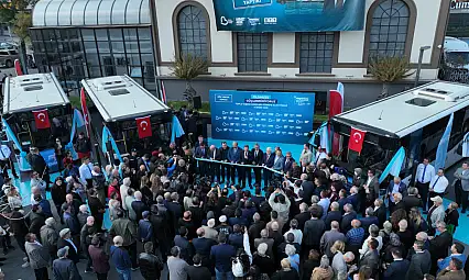 13 yeni araç hizmette...  Akın: 'Yolları değil, gönülleri de birbirine bağladık'