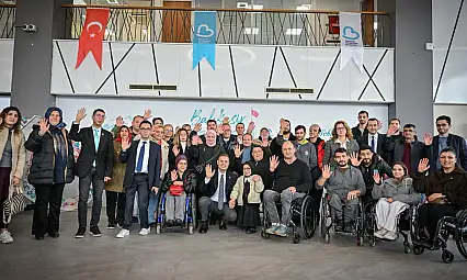 Akın: 'Engelliler Günü bir güne sığdırılacak bir gün değil'