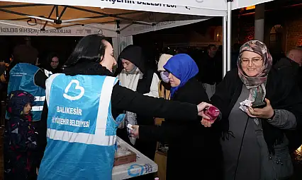 Balıkesir'de Regaip Kandili'nin manevi huzuru yaşatıldı