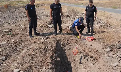 Burhaniye'de Son Kullanma Tarihi Geçmiş Gıdalar İmha Ediliyor