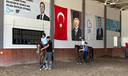 Büyükşehir 65 özel bireyi hipoterapiyle buluşturdu