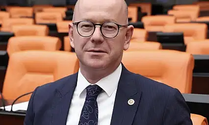 Milletvekili Serkan Sarı:   'Gençlerimizin Geleceği Gasp Edildi'  'Üniversiteler Ticarethane Değildir '