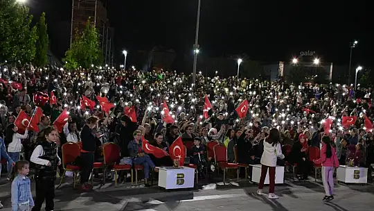 Avlu, birbirinden güzel konserlere sahne oldu