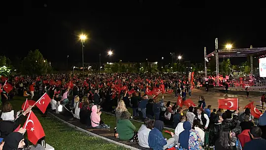Avlu, birbirinden güzel konserlere sahne oldu