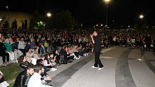 Avlu, birbirinden güzel konserlere sahne oldu