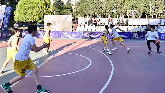 19 Mayıs heyecanı Altıeylül'de yaşanacak