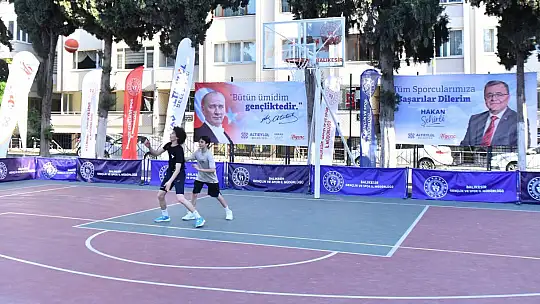 19 Mayıs heyecanı Altıeylül'de yaşanacak
