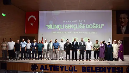 Çocuklar Milli Ve Manevi Değerlerine Sahip Çıkacak