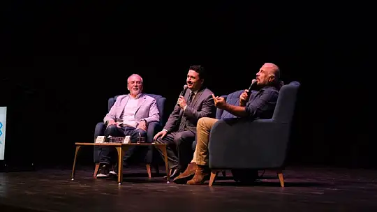 Hulki Cevizoğlu ve Mete Yarar Altıeylül'de