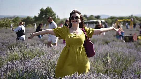 ALTIEYLÜL LAVANTA GÜNLERİ'NE BİNLERCE ZİYARETÇİ AKIN ETTİ