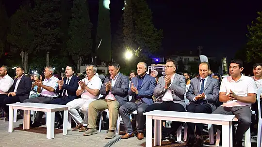 Altıeylül'de Kırsal Sinema Günleri Başladı