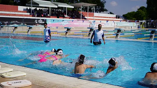 Altıeylül'de Yaz Spor Kurslarına Yoğun İlgi