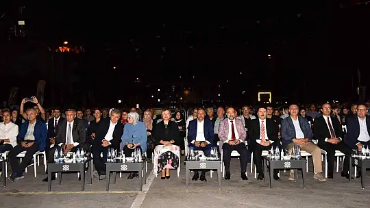 Altıeylül'de 100'üncü Yıl Coşkusu