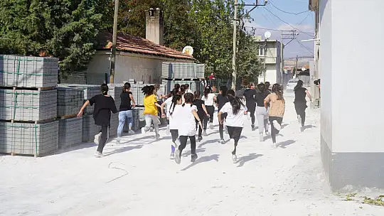 Altıeylül'de Çocuklar Sporla Büyüyor