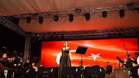 Altıeylül'de 100'üncü Yıl Coşkusu
