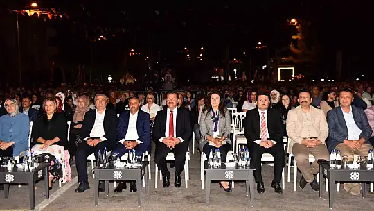 Altıeylül'de 100'üncü Yıl Coşkusu