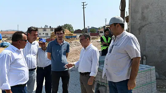 ALTIEYLÜL'DE ALTYAPI ÇALIŞMALARI TÜM HIZIYLA DEVAM EDİYOR