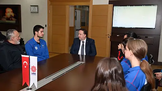Başkan Orkan Şampiyonları Ağırladı