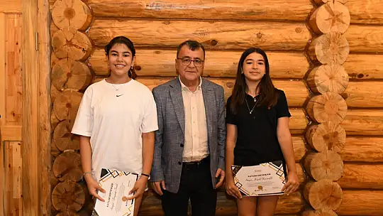 GENÇLİK KOROSU'NA SERTİFİKALARI VERİLDİ
