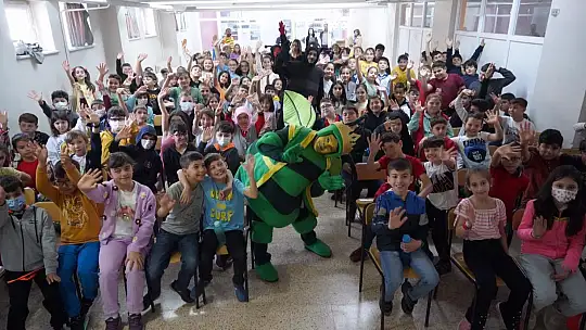 Altıeylül Kent Sahnesi Çocuklarla Buluşmaya Devam Ediyor