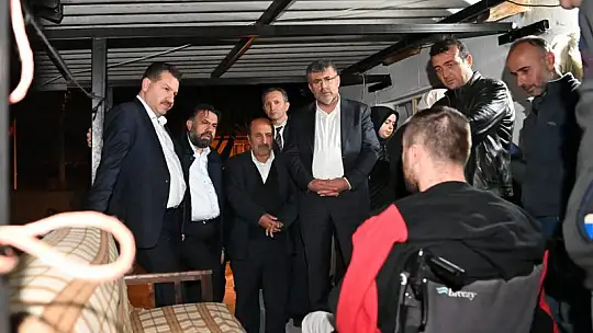 Ak Parti İl Teşkilatı Kepsut'u Ziyaret Etti