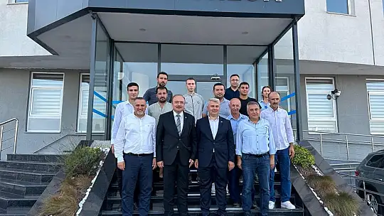 Milletvekili Canbey 'Yeter Bize Vefa Elbiseleri'