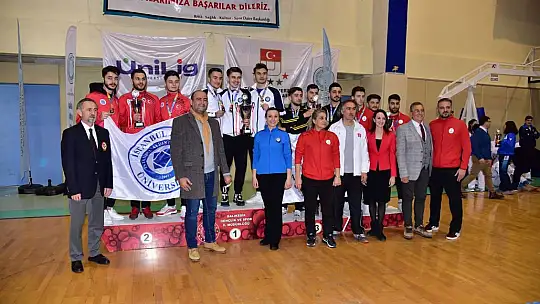 Balıkesir Üniversitesi, Karate Ünilig Türkiye Şampiyonası'na Ev Sahipliği Yapıyor