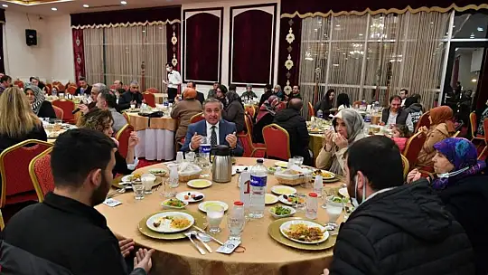 Vali Şıldak Şehit Aileleri ile İftarda Buluştu