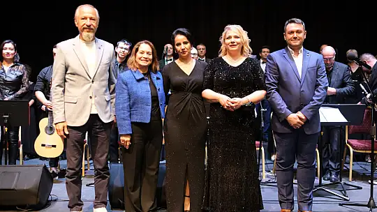 Yeşilçam Şarkılarıyla Altıeylül'de Nostalji Rüzgârı