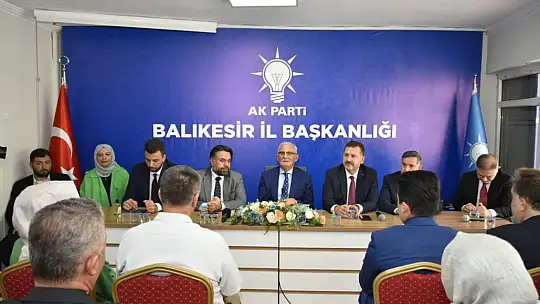 YUSUF ZİYA YILMAZ 'AK PARTİ SİYASETİ, MİLLETE HİZMETKAR OLMA SİYASETİDİR'