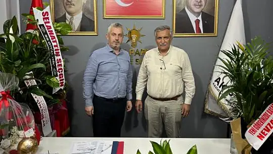 Hakan Aka'ya Karesi'de Partili Partisiz Herkesten Tebrik Yağıyor