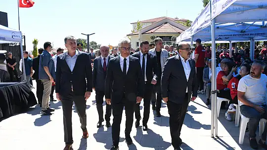 15 Temmuz'da Balıkesir Şehitliği ziyaret edildi