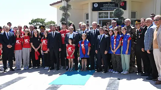 15 Temmuz'da Balıkesir Şehitliği ziyaret edildi
