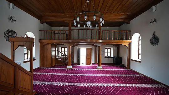 120 Yıllık Cami Küllerinden Doğdu