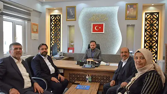 Ak Parti İl Teşkilatı Kepsut'u Ziyaret Etti