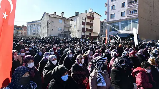 Dursunbey'de Doğalgaz Ateşi Yandı