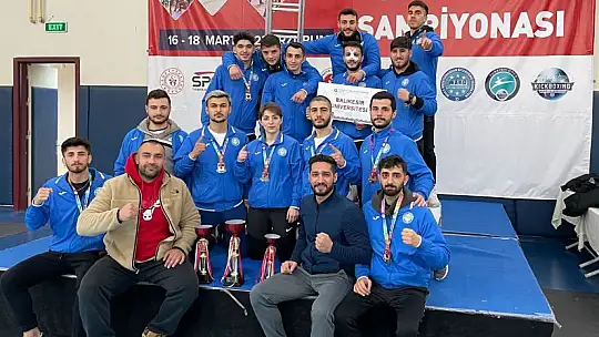 Rektör İlter Kuş, başarılı sporcuları kutladı