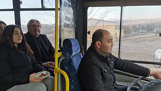 İvrindi'de Öğrencilere Ulaşım Ücretsiz