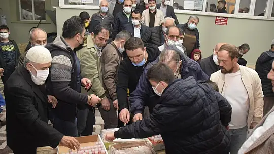 MHP Balıkesir Teşkilatı Türkeş'i Hayırla Andı