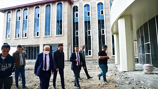 BAÜN'de İlahiyat Fakültesi Hızla Tamamlanıyor