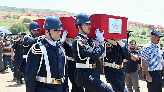 Şehit Ercan Özcan Gözyaşlarıyla Toprağa Verildi